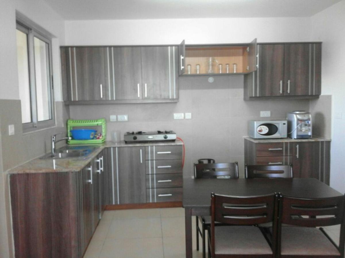 Shanzu Beach Apartment With Stunning Ocean View Mwakirunge Luaran gambar
