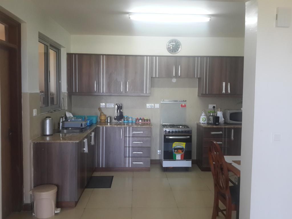 Shanzu Beach Apartment With Stunning Ocean View Mwakirunge Luaran gambar
